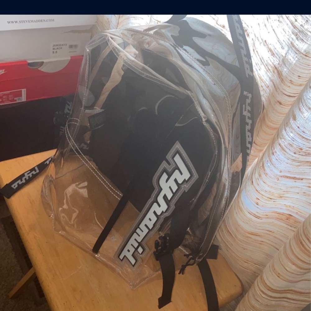 Black Pyramid Backpack - Picture 2 of 6